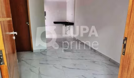 APARTAMENTO COM 2 QUARTOS À VENDA NA VILA ISOLINA MAZZEI