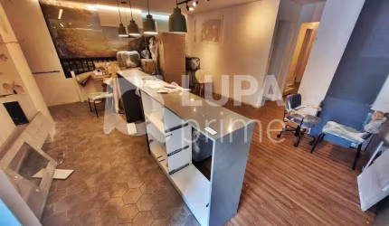 CASA COMERCIAL COM 230M² PARA LOCAÇÃO NA CASA VERDE