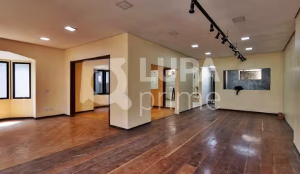 CASA COMERCIAL COM 300M² PARA LOCAÇÃO EM SANTANA