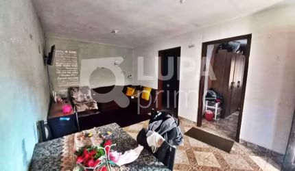 CASA PARA RENDA À VENDA NO PARQUE EDU CHAVES