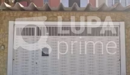 Sobrado com 3 dormitórios sendo 1 suíte à venda na Vila Nova Mazzei!