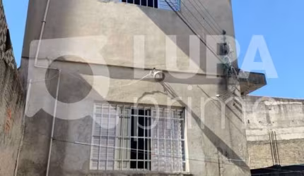 SOBRADO 3 DORMITÓRIOS A VENDA JARDIM MARISTELA