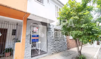 SOBRADO COM 3 QUARTOS Á VENDA EM CERQUEIRA CESAR
