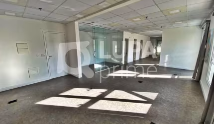 CONJUNTO COMERCIAL COM 183M² PARA LOCAÇÃO NA BARRA FUNDA