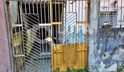 CASA COM 2 QUARTOS À VENDA NO PARQUE NOVO MUNDO