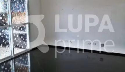 APARTAMENTO COM 3 QUARTOS E 3 VAGAS DE GARAGEM À VENDA EM GUARULHOS