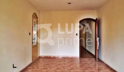 CASA COM 3 QUARTOS E 3 VAGAS DE GARAGEM À VENDA NA VILA GUILHERME