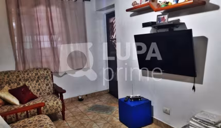 CASA PARA RENDA À VENDA NA VILA NOVA MAZZEI