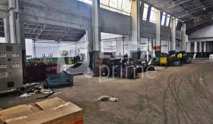GALPÃO COMERCIAL COM 6.000M² PARA LOCAÇÃO NO JARDIM GUANÇA
