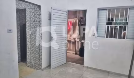 CASA COM 1 QUARTO PARA LOCAÇÃO NA VILA MARIA ALTA