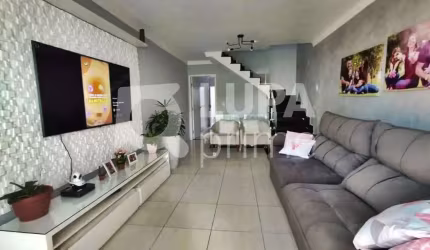 CASA COM 2 QUARTOS E 2 VAGAS DE GARAGEM À VENDA NO TUCURUVI