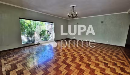 CASA COM 5 QUARTOS E 6 VAGAS DE GARAGEM PARA LOCAÇÃO NA VILA MARIA ALTA