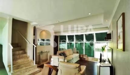 CASA COM 3 QUARTOS E 4 VAGAS DE GARAGEM PARA LOCAÇÃO NA CASA VERDE