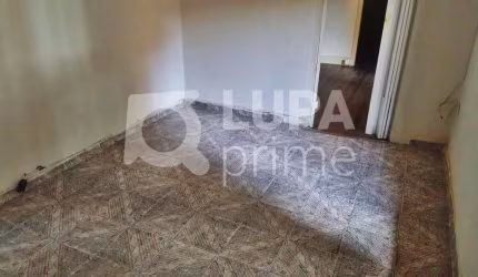 CASA COM 2 QUARTOS E 2 VAGAS DE GARAGEM PARA LOCAÇÃO NA VILA MARIA ALTA
