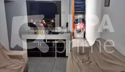 CASA PARA RENDA À VENDA NA PENHA DE FRANÇA