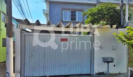 CASA COM 3 QUARTOS E 2 VAGAS DE GARAGEM À VENDA DA VILA MARIA