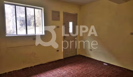 CASA COM 1 QUARTO PARA LOCAÇÃO NA VILA AURORA