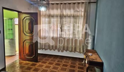 CASA COM 2 QUARTOS E 1 VAGA DE GARAGEM À VENDA NO JARDIM SÃO PAULO