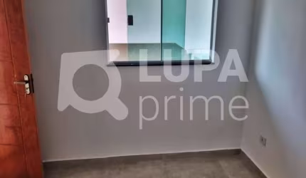 APARTAMENTO COM 2 QUARTOS À VENDA NA PARADA INGLESA