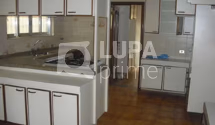 SOBRADO COM 3 QUARTOS, PISCINA E 6 VAGAS PARA VENDA, VILA MARIA, SÃO PAULO
