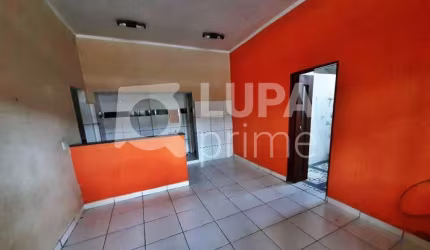 CASA TÉRREA COM 2 QUARTOS PARA VENDA, JARDIM BRASIL, SÃO PAULO
