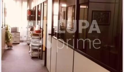 SALA COMERCIAL COM 130M² PARA VENDA PERTO DA ESTAÇÃO DE METRO HIGIENOPOLIS, CONSOLAÇÃO, SÃO PAULO