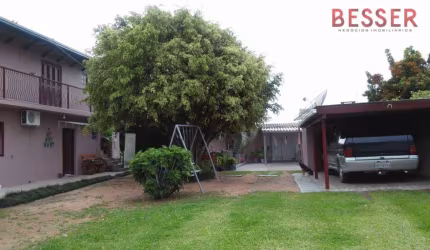 Casa com 6 dormitórios à venda, 300 m² por R$ 700.000,00 - Centro - São Lourenço do Sul/RS