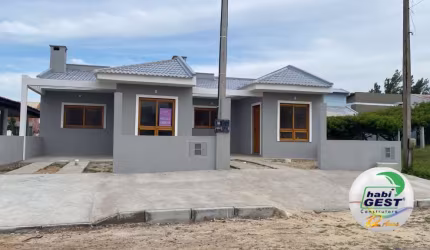 Casa com 2 dormitórios à venda, 70 m² por R$ 269.900,00 - Praia de Mariluz - Imbé/RS