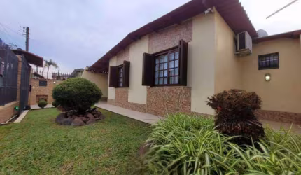 Casa com 2 dormitórios à venda, 150 m² por R$ 550.000,00 - Olímpica - Esteio/RS
