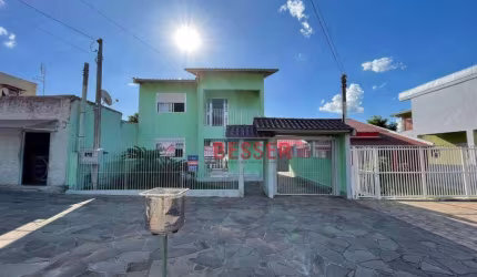 Sobrado com 3 dormitórios à venda, 149 m² por R$ 424.000,00 - Vargas - Sapucaia do Sul/RS