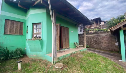 Sobrado com 2 dormitórios à venda, 240 m² por R$ 500.000,00 - Rio Branco - São Leopoldo/RS