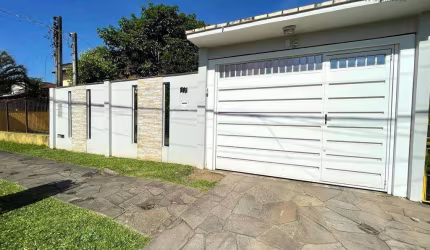 Casa com 3 dormitórios à venda, 230 m² por R$ 780.000,00 - Piratini - Sapucaia do Sul/RS