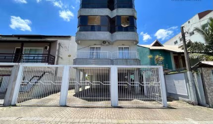 Apartamento com 2 dormitórios à venda, 61 m² por R$ 320.000,00 - Centro - Canoas/RS