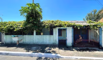 Casa com 3 dormitórios à venda, 75 m² por R$ 192.000,00 - Niterói - Canoas/RS