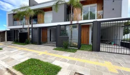 Sobrado com 3 dormitórios à venda, 130 m² por R$ 835.000,00 - Centro - Esteio/RS