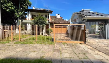 Sobrado com 5 dormitórios para alugar, 420 m² por R$ 4.900,00/mês - Centro - Sapucaia do Sul/RS