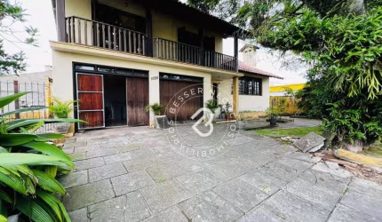 Sobrado com 4 dormitórios para alugar, 302 m² por R$ 5.129,00/mês - Vacchi - Sapucaia do Sul/RS