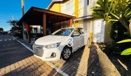 Sobrado com 2 dormitórios à venda, 88 m² por R$ 385.000,00 - Igara - Canoas/RS