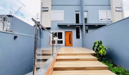 Sobrado com 3 dormitórios à venda, 160 m² por R$ 699.000,00 - Nova Sapucaia - Sapucaia do Sul/RS