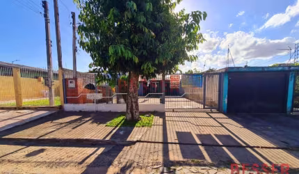 Casa com 2 dormitórios à venda, 100 m² por R$ 270.000,00 - Lomba da Palmeira - Sapucaia do Sul/RS