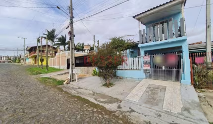 Casa com 3 dormitórios à venda, 90 m² por R$ 250.000,00 - Lomba da Palmeira - Sapucaia do Sul/RS