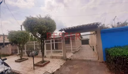 Casa com 4 dormitórios à venda por R$ 300.000,00 - Guajuviras - Canoas/RS