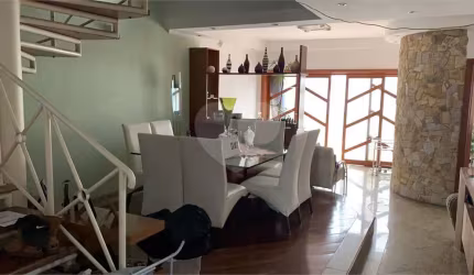 Sobrado com 4 quartos à venda em Vila Lúcia - SP