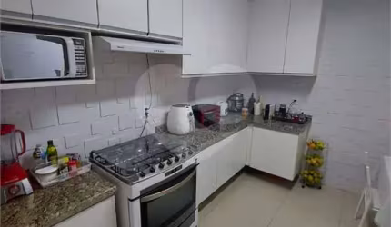 Condomínio com 2 quartos à venda em Vila Ivone - SP