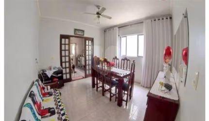 Sobrado com 3 quartos à venda ou para locação em Vila Nova Manchester - SP