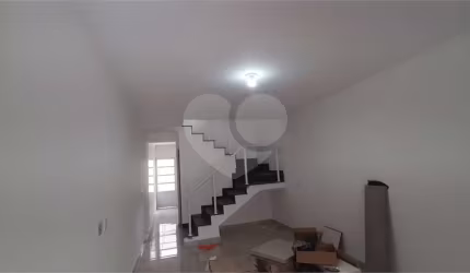Sobrado com 3 quartos à venda em Vila Primavera - SP