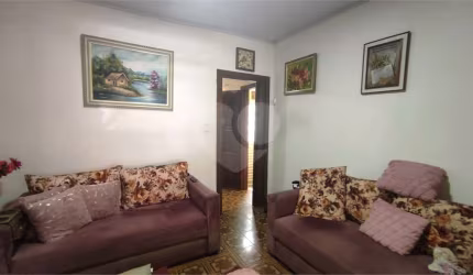 Casa térrea com 2 quartos à venda em Jardim Ana Rosa - SP