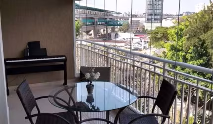 Apartamento com 3 quartos à venda em Jardim Avelino - SP