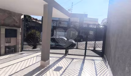 Sobrado com 3 quartos à venda em Jardim Avelino - SP