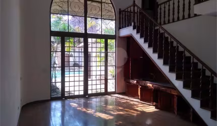 Sobrado com 4 quartos à venda em Vila Carrão - SP